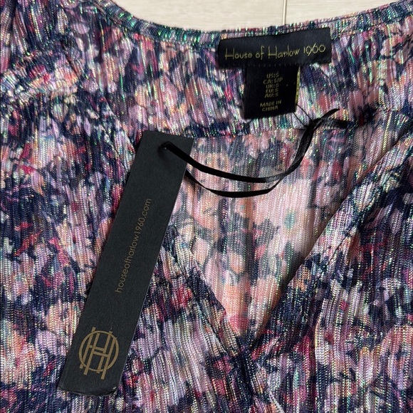 House of Harlow 1960 Blue and Pink Flutter Sleeve Blouse - Picture 4 of 8